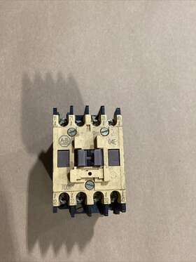 700-f040a1 Allen Bradley Ser B Type F Control Relay 110/120v 50/60hz #639i123