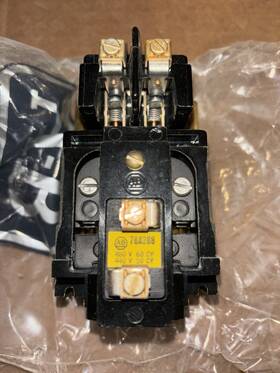 Allen Bradley 700br200a4 700-br200a4 Ac Relay 2 N.o. Poles 480 Vac Coil New Old Stock