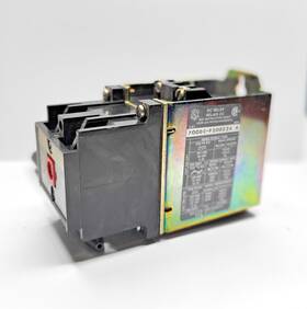 Allen-bradley 700dc-p20z24 Allen-bradley Dc Control Relay Type P Used Industrial