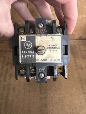 Cr120bp020 General Electric Cr120bp040 Contactor 600 V Relay Used