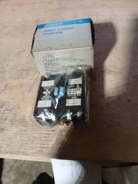 J20b40 Gould New Shawmut Control Relay 4 Pole Contact Block