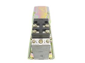 Knox090019272-849-zoa32 Industrial Mro Allen Bradley 849-zoa32 Ser. B 220/240v Unmp