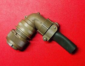Ms3108r18-1s Itt Cannon 10-pin Mil-spec Connector Made In Usa - New