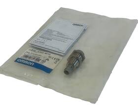E2e-x7d2-m1g Omron New Proximity Switch E2ex7d2m1g