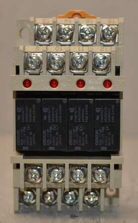 G6b-1114p-fd-us-p6b Omron G6b-4bnd Terminal Relay 24v With 4 Relays New