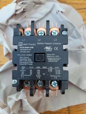 5018-0004-100 Qmark Relay 3 Pole 30 Amp