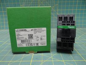 Lc1d093bl Schneider 389110808483 Tesys Deca Contactor 9a 5hp At 480vac 3 Phase Pole 3no