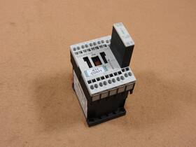 3rt1016-2bb42 Siemens Control Relay With Diode See Specs In Pictures - Used