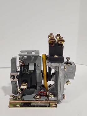 9050ao10dv02 Square D New Pneumatic Timing Relay Ser.a