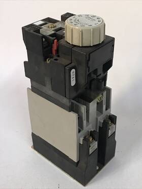 X0-00 Square D 8501 Type Xte1 Timing Relay Form 9741 Ser. A 10a 120vac 60hz