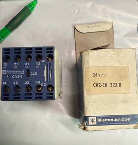 Ca2-en322-b Telemecanique New Control Relay Ca2en322b