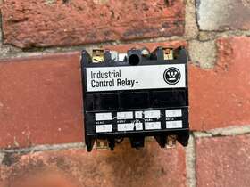 10three Westinghouse Arr440a 600 Volt 10 Amp Three Pole Industrial Control Relay