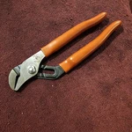 Klein Tools HD502-10 10" Tongue & Groove Pliers, Usa. Fixed Price $24.99.