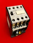 Siemens 3TH82 44-0X Contactor Relay 4NO+4NC 16A Auxiliary Control. Fixed Price $24.99.