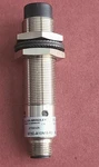 872C-A10N18-R3 Allen Bradley New Proximity Switch Sensor No Box. Fixed Price $80.00.