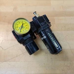 Aro L26241-110 Lubricator, 175PSI, 12BAR W/ R27241-300 Regulator Used. Fixed Price $41.79.