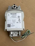 Honeywell MS4104F1010 Two Position Direct Coupled Actuator New. Fixed Price $185.99.