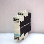 Siemens 3RS1800-1H Coupling Relay 4KV 500V 3RS18001HP00. Fixed Price $220.00.