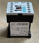 Siemens Sirius 3RH1131-1AK60 Contactor 10A 110/120V 50/60HZ. Fixed Price $20.00.