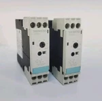 Siemens Simirel 3RP1540-1AB30 1-100SEC Off Delay Time Relay 1NO/NC Pack 2. Fixed Price $40.00.