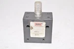 Aro 460-2 1/8 Palm Button Control Series Valve. Fixed Price $27.98.
